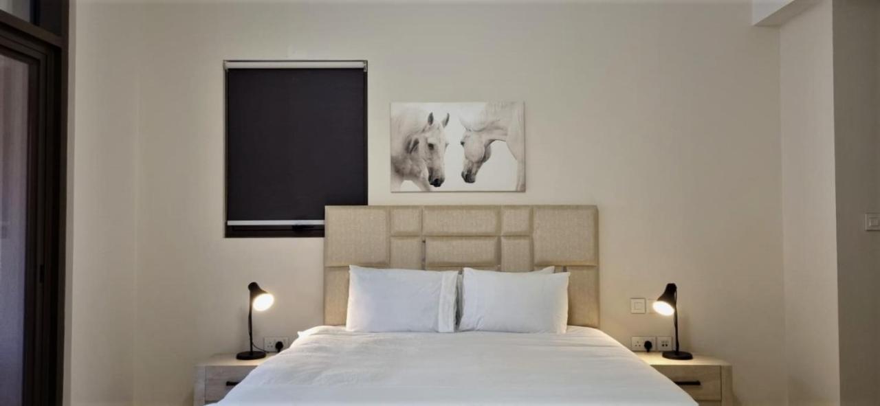 One 2Bhk Elegant Apartment In Muscat Bay 03 エクステリア 写真