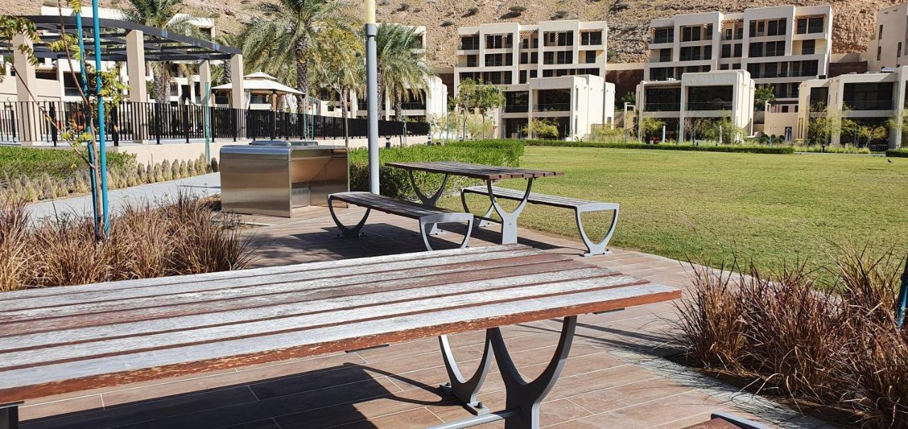 One 2Bhk Elegant Apartment In Muscat Bay 03 エクステリア 写真