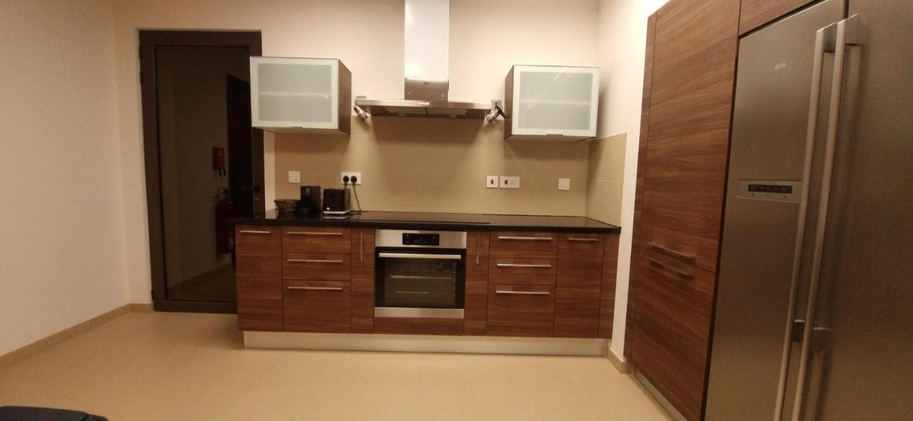 One 2Bhk Elegant Apartment In Muscat Bay 03 エクステリア 写真