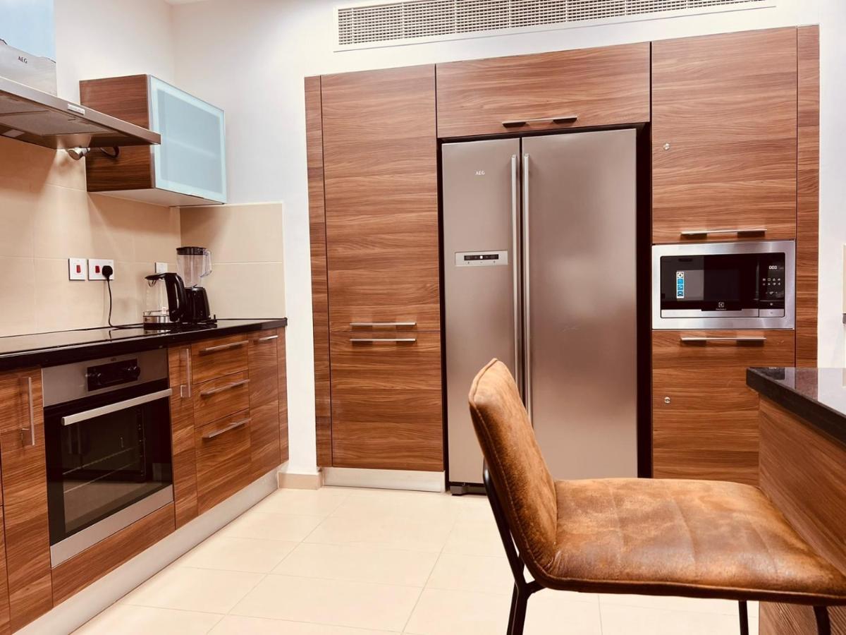 One 2Bhk Elegant Apartment In Muscat Bay 03 エクステリア 写真